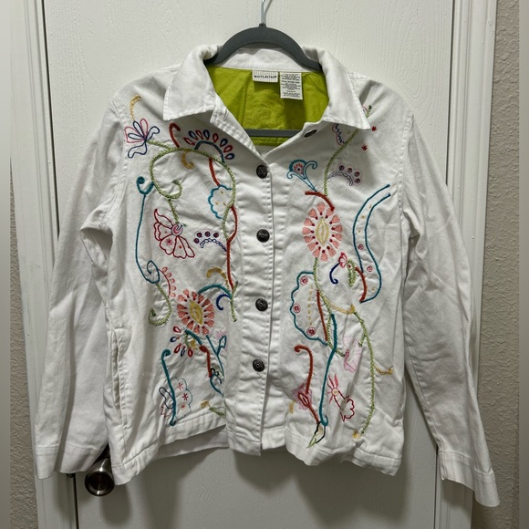 White Stag Jackets & Blazers - White Stag Floral Embroidered White Denim jacket size medium 100% cotton